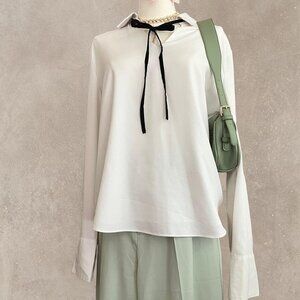 Suzy Shier White Long Sleeve Blouse With Black Bow